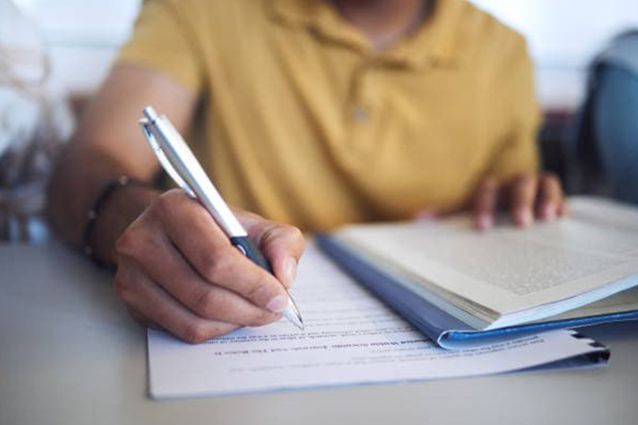 Why AI Paper Search Is a Lifesaver for Literature Reviews and Breakthroughs